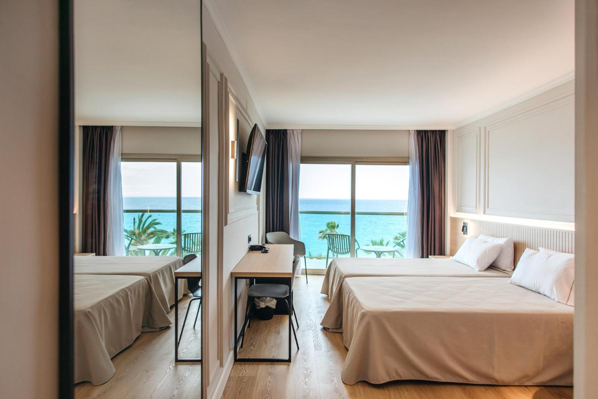 Miramar Hotel 4*