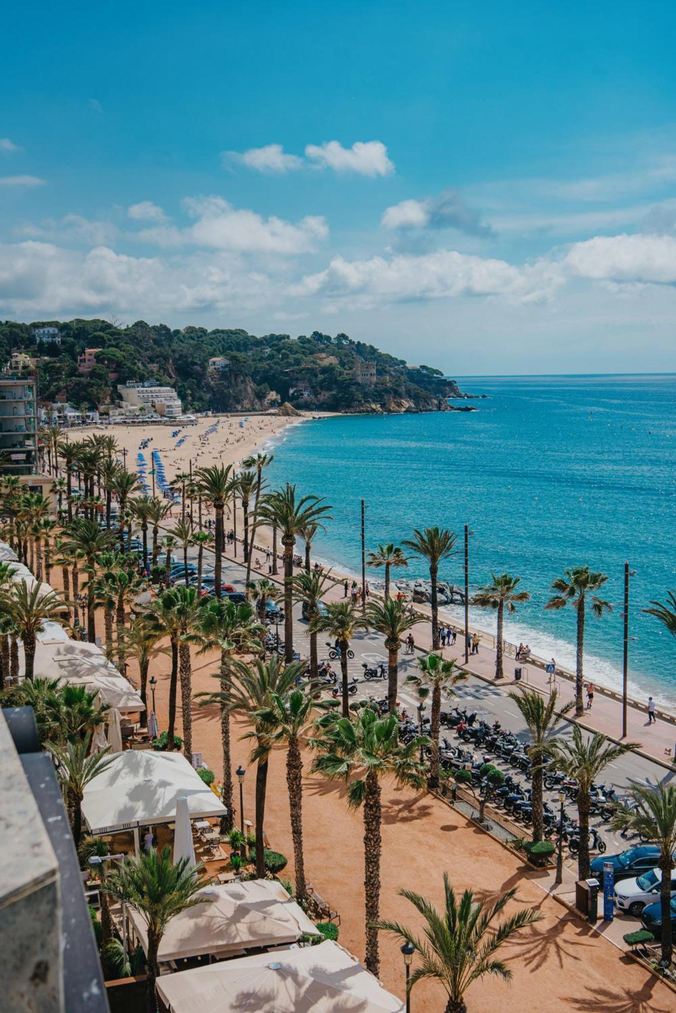 Miramar Hotel 4*